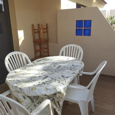 Beautiful For 4 People In 公寓 *
